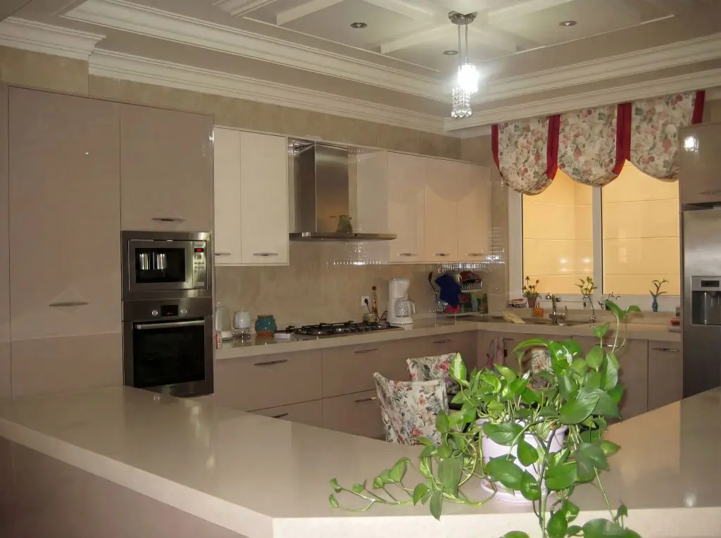 Open-concept modern kitchen